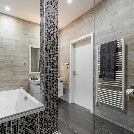 Marianska Nest * Bratislava